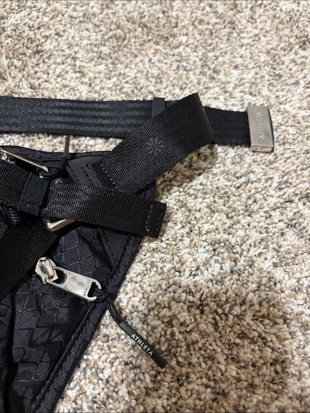 Athleta Black Excursion Waistbag
